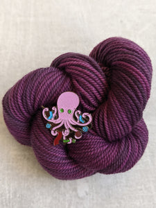 Project Knitter Octopus pin